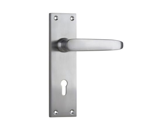 Balmoral lever on lever lock plate set - Satin Chrome