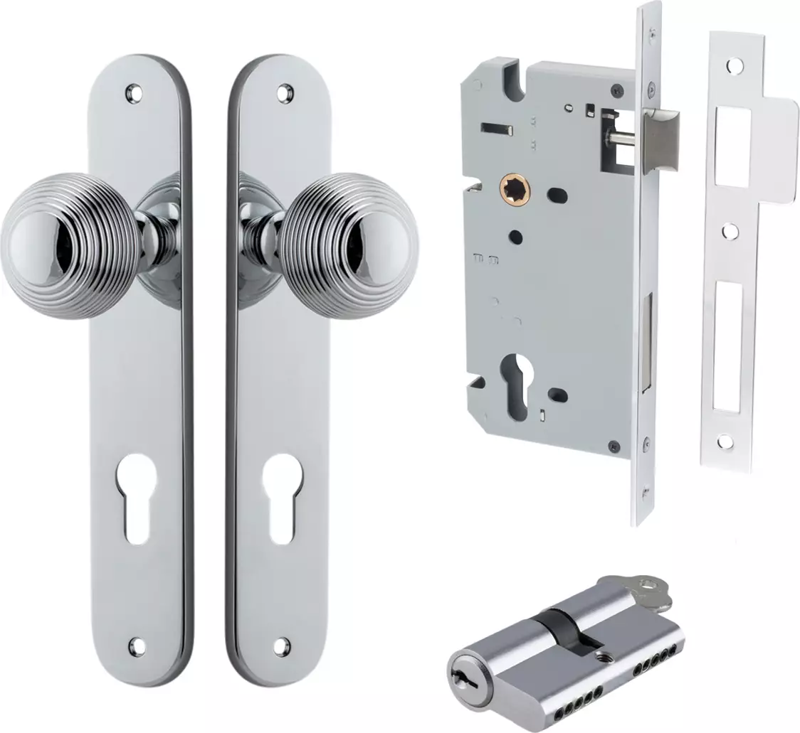 Guildford Knob - Oval Entrance Set - Key / Key - CP