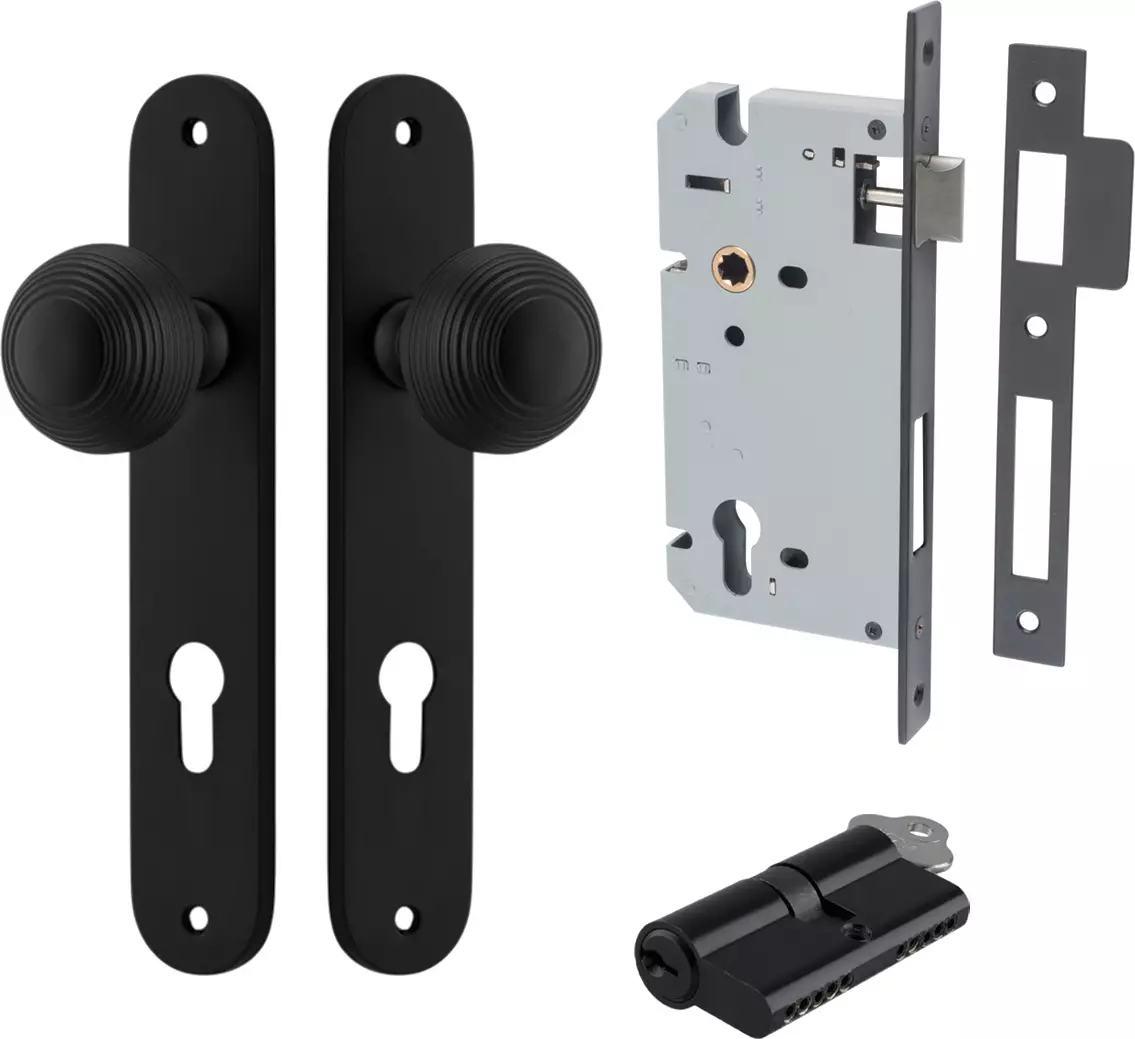 Guildford Knob - Oval Entrance Set - Key / Key - MB