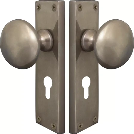 Sutton Square Longplate - Euro Handles - NB