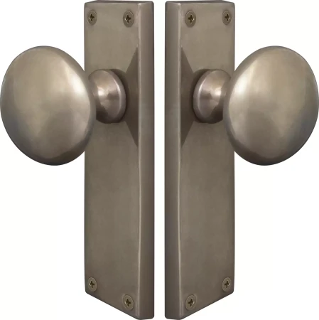 Sutton Square Longplate - Handles - NB