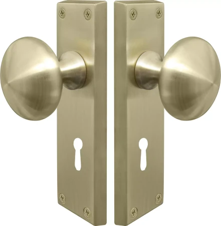 Sutton Square Longplate - Lever Handles - USB